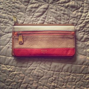 Fossil wallet